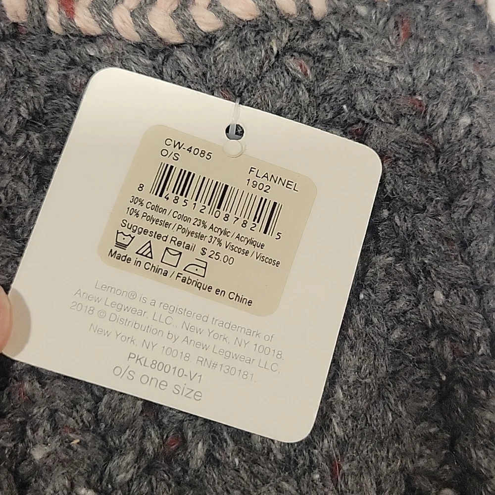 NWT- Lemon Mittens